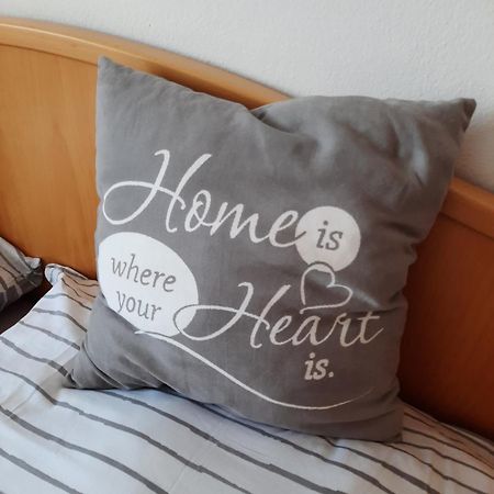 Ferienwohnung Evi ซังคท์กิลเกอ ภายนอก รูปภาพ